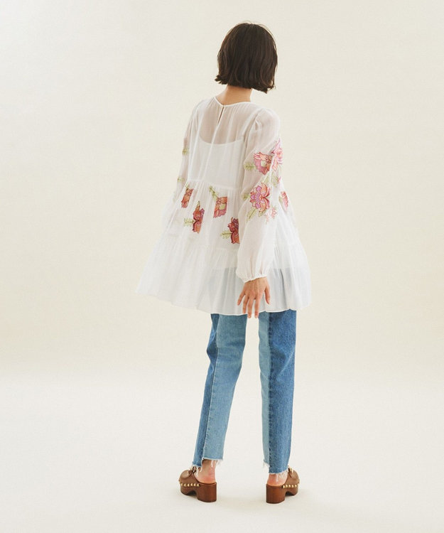 ティアード刺繍トップ / GRACE CONTINENTAL | GRACE CONTINENTAL
