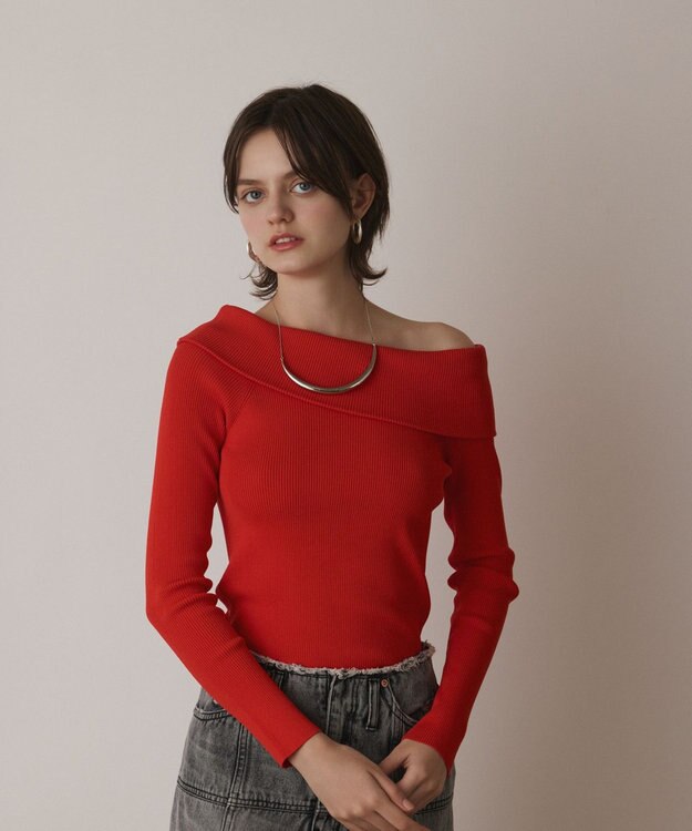 GRACE CONTINENTAL オフショルリブニットトップ レッド