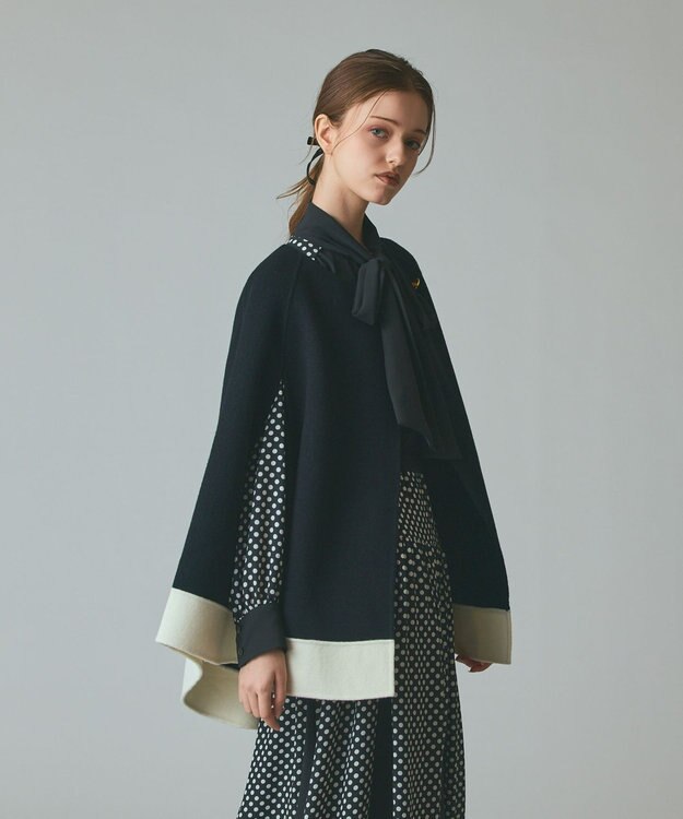 GRACE CONTINENTAL ストール付リバーケープ ブラック