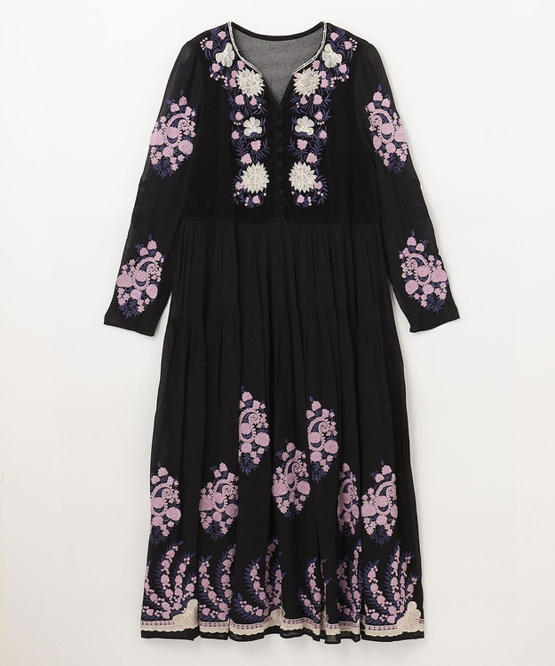 新品☆ グレースコンチネンタルのレースモチーフ刺繍入りカフタンワンピース カフタン刺繍ロングワンピース / GRACE CONTINENTAL | GRACE