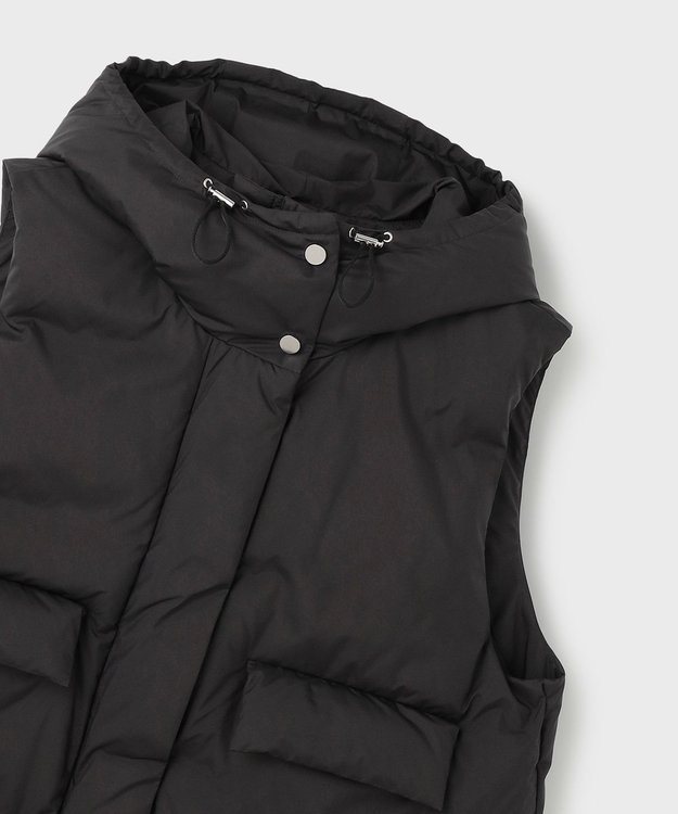 GRACE CONTINENTAL ダウンジレジャケット ブラック