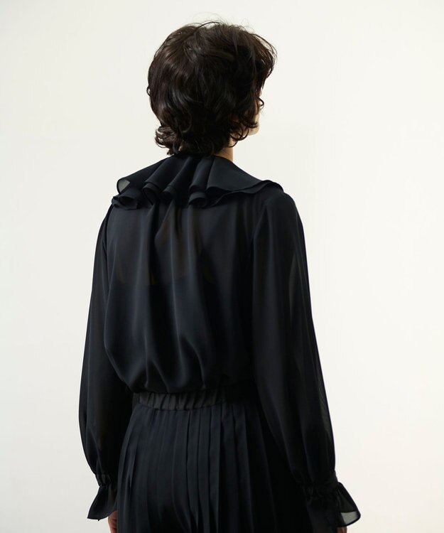 GRACE CONTINENTAL シアーラッフルカラーブラウス ブラック
