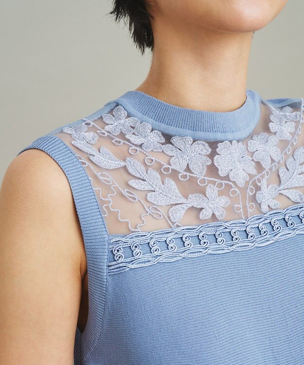 GRACE CONTINENTAL フラワーコードニットトップ ブルー