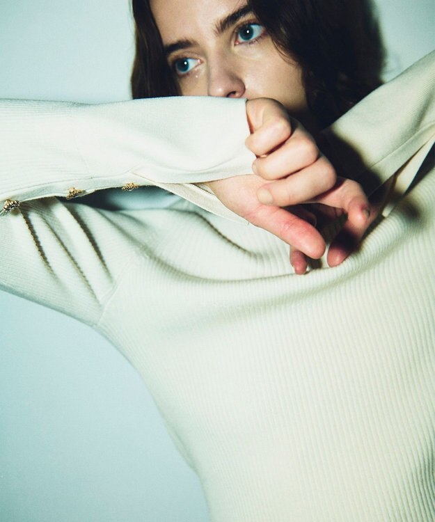 GRACE CONTINENTAL ビジューリブニットトップ ホワイト