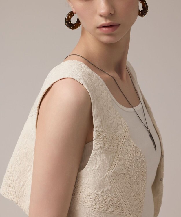 GRACE CONTINENTAL エンブロイダリージレ キナリ