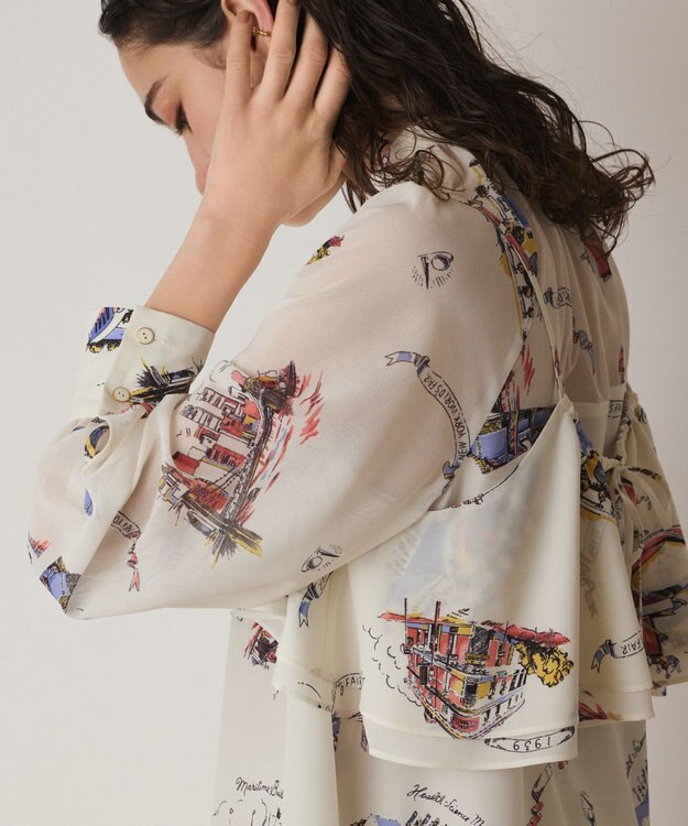 GRACE CONTINENTAL スーヴェニールプリントブラウス キナリ