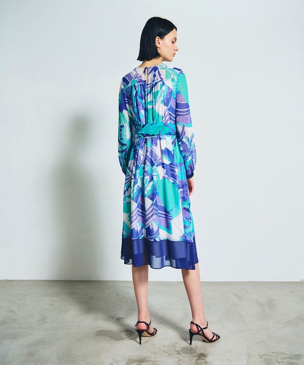 GRACE CONTINENTAL アールデコリゾートプリントワンピース ブルー