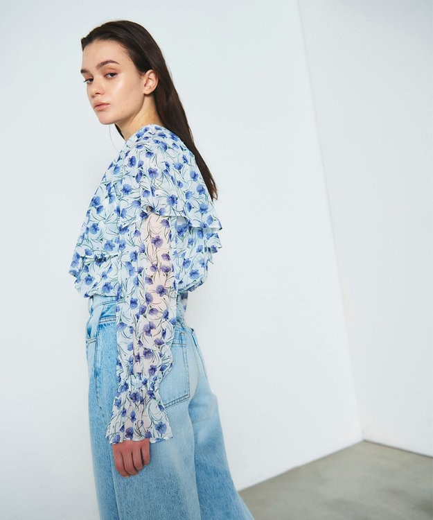 GRACE CONTINENTAL スモールフラワーケープトップ キナリ