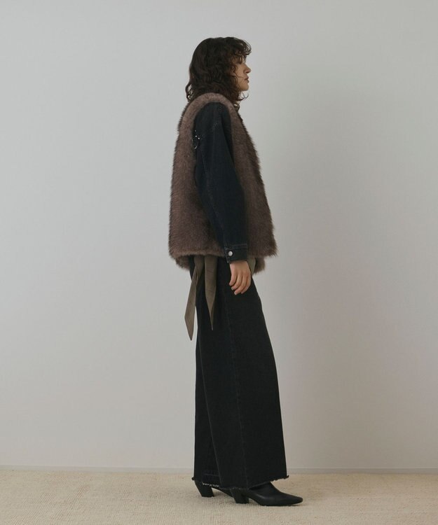 GRACE CONTINENTAL フェイクフォックスファ－ベスト グレー