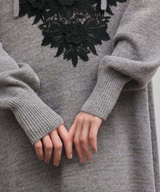 GRACE CONTINENTAL ケミカルレースニットワンピース グレー