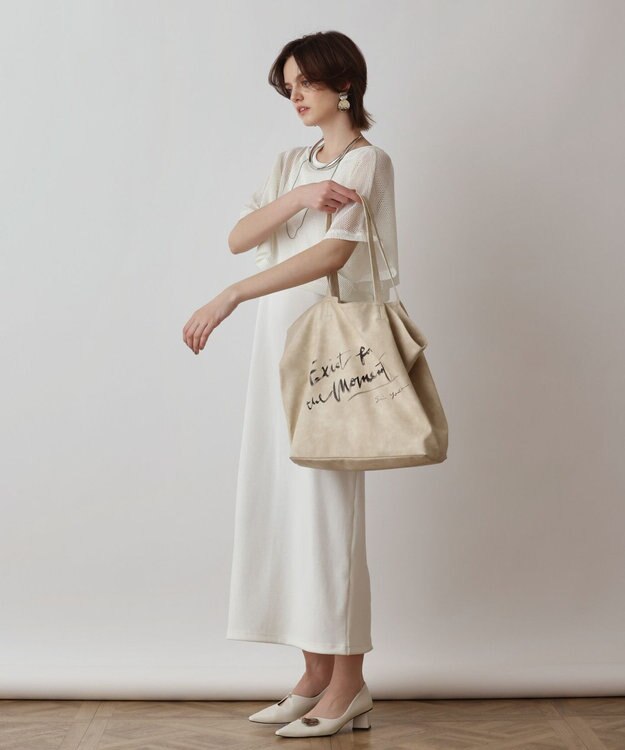 GRACE CONTINENTAL ロゴレザートート ベージュ