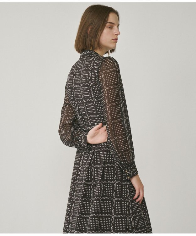 GRACE CONTINENTAL チェーンチェックプリントワンピース ブラック