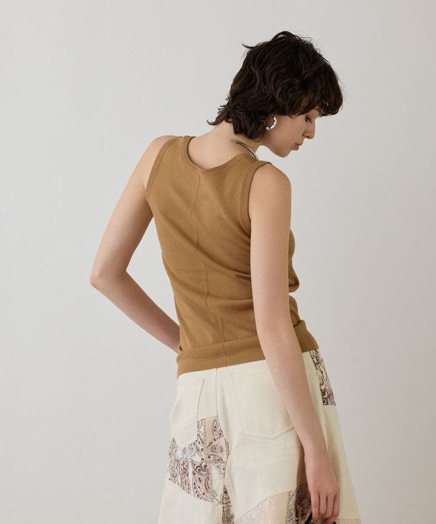GRACE CONTINENTAL クルーニットトップ キャメル