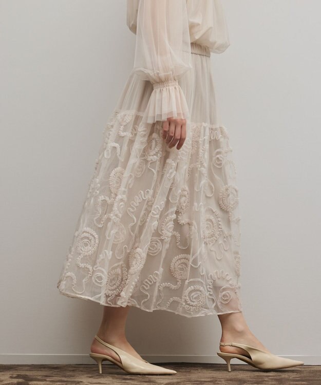 GRACE CONTINENTAL 刺繍チュールスカート キナリ