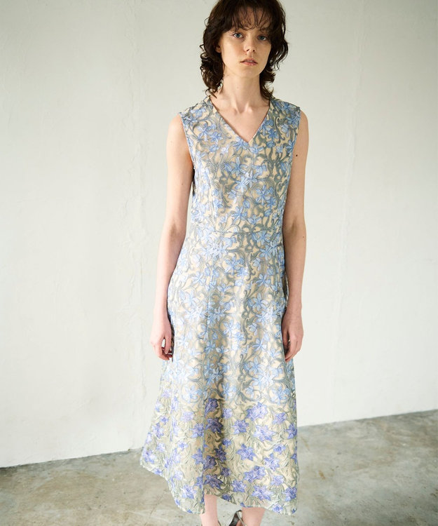 GRACE CONTINENTAL サラサオーナメントドレス ブルー