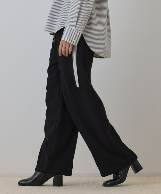 GRACE CONTINENTAL エッグラインカットパンツ ブラック