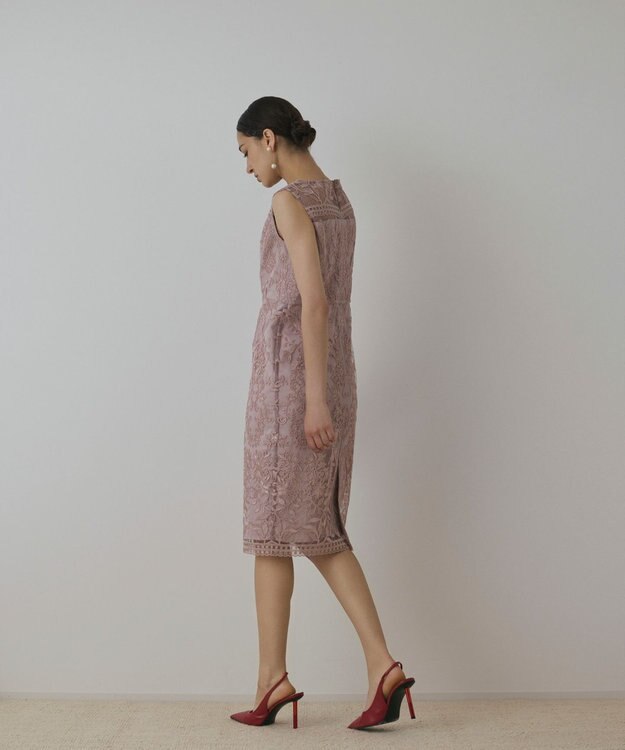 GRACE CONTINENTAL コ－ド刺繍タイトドレス ピンク