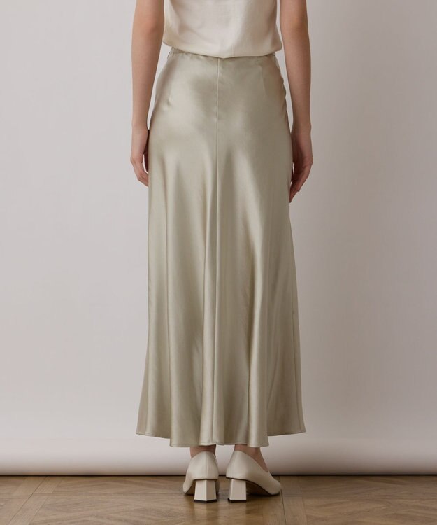 GRACE CONTINENTAL サテンストレッチイージースカート ライトグリーン