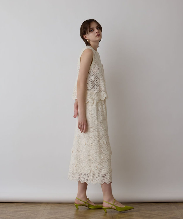 GRACE CONTINENTAL クロシュ刺繍スカート ホワイト