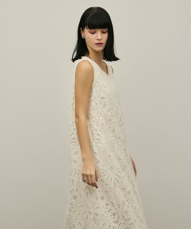 GRACE CONTINENTAL フラワーカットワークワンピース キナリ