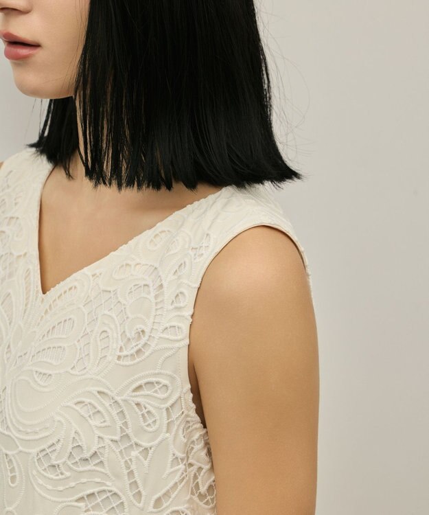 GRACE CONTINENTAL フラワーカットワークワンピース キナリ