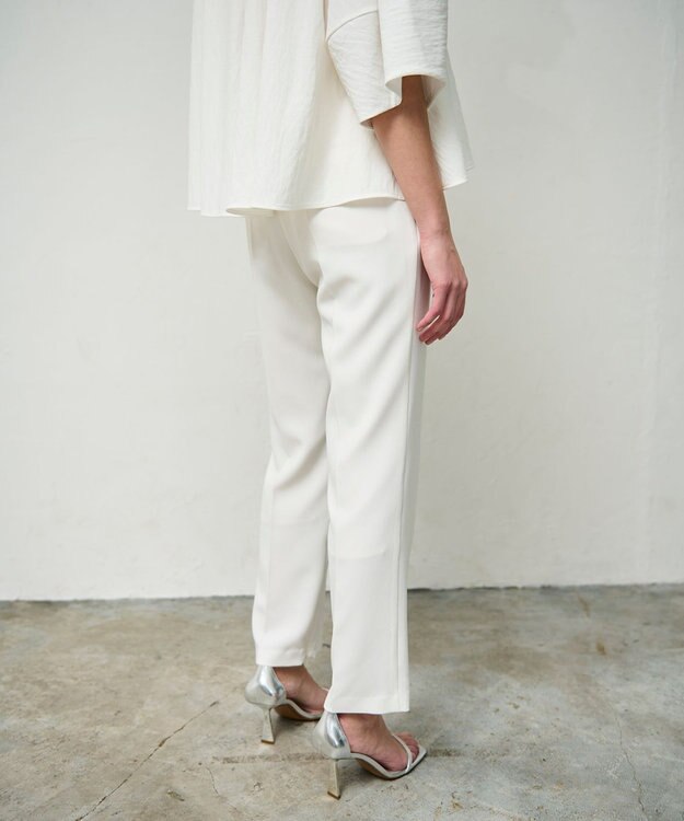 GRACE CONTINENTAL ダブルクロススリムパンツ ホワイト