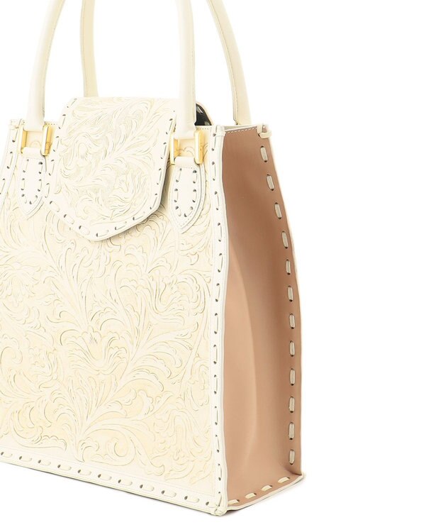 GRACE CONTINENTAL Trapeze bag ホワイト