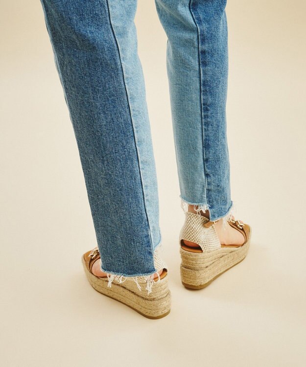 GRACE CONTINENTAL カットオフスリムデニムパンツ サックス