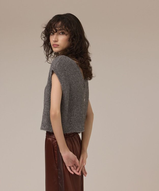 GRACE CONTINENTAL ショートフェザーニットトップ グレー