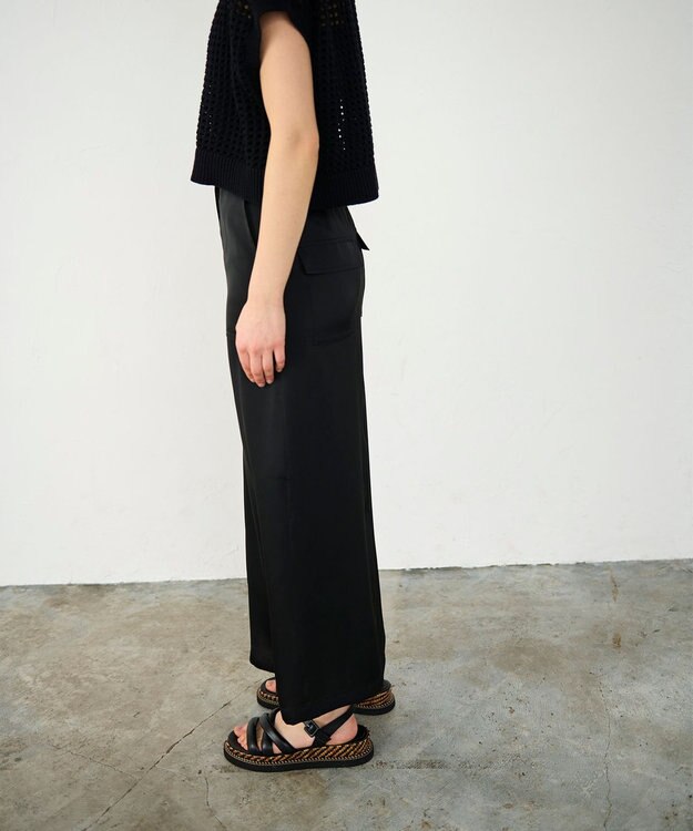 GRACE CONTINENTAL サテンストレートスカート ブラック