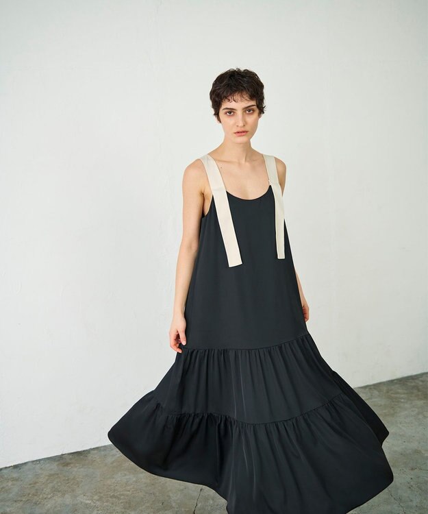 GRACE CONTINENTAL ティアードロングワンピース ブラック