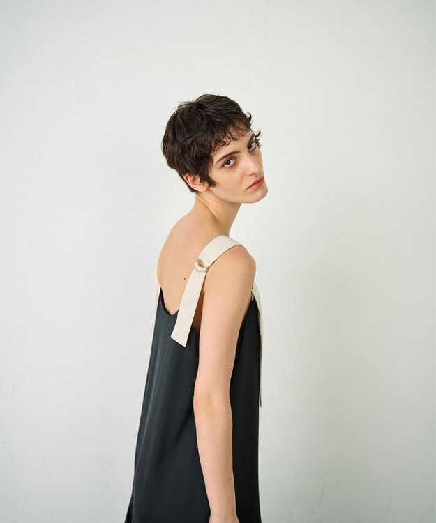 GRACE CONTINENTAL ティアードロングワンピース ブラック