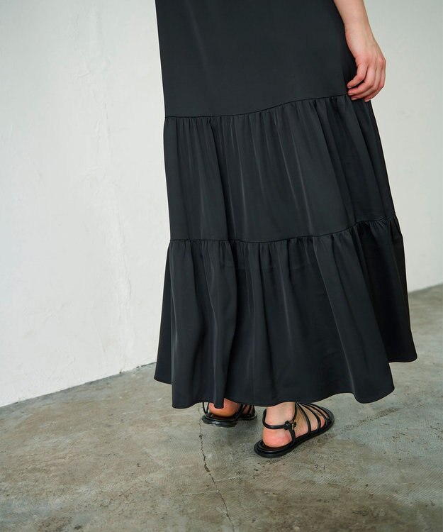 GRACE CONTINENTAL ティアードロングワンピース ブラック