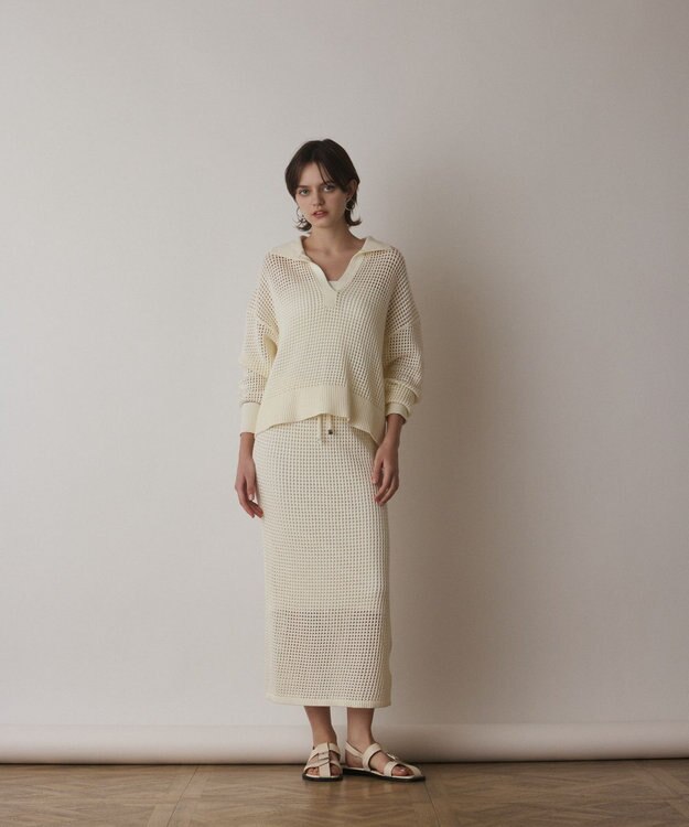 GRACE CONTINENTAL メッシュVネックニットトップ ホワイト