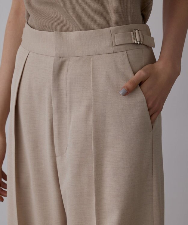 GRACE CONTINENTAL スラブストレッチタックパンツ ベージュ