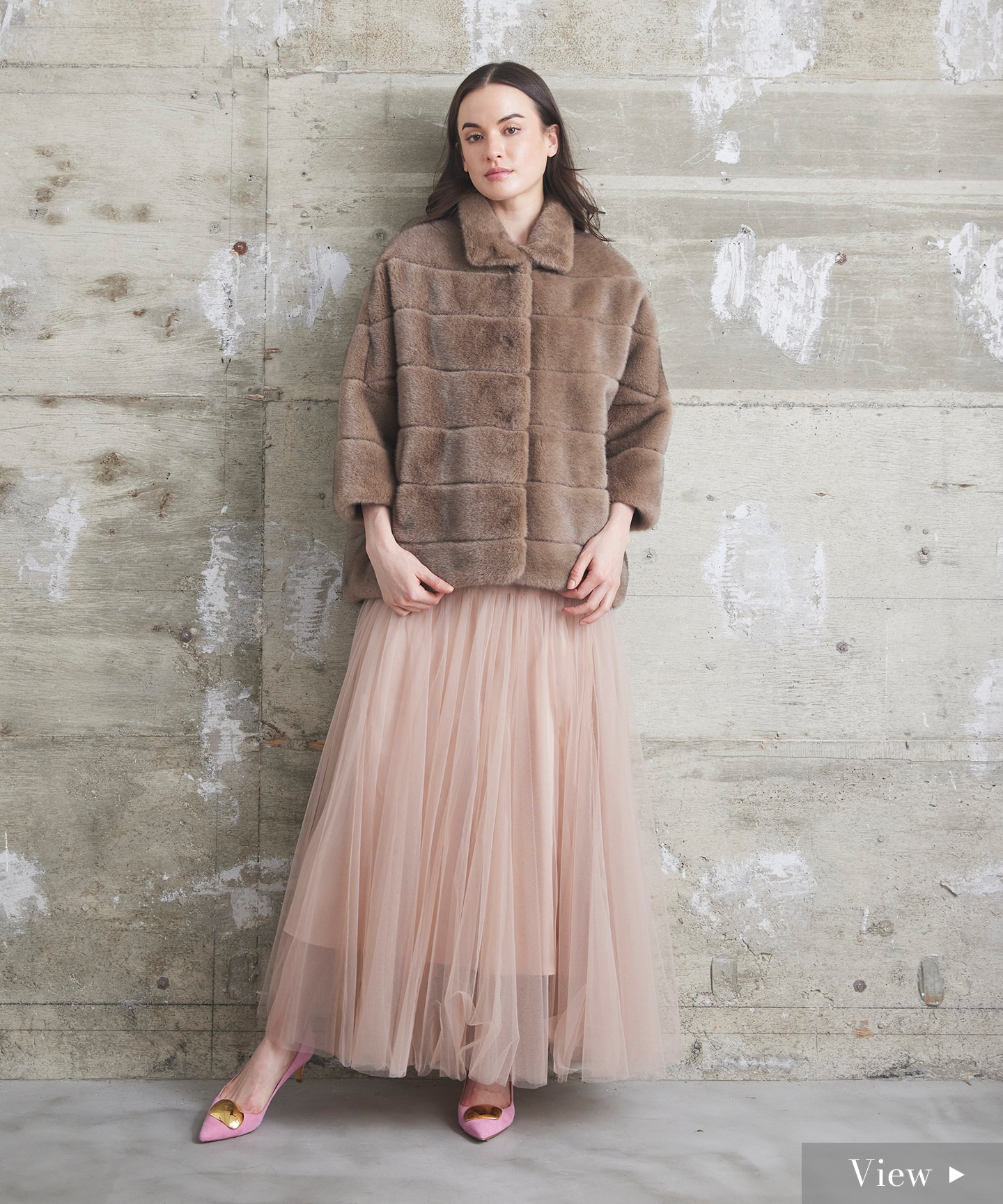 LOU ANDREA フェイクショートコート