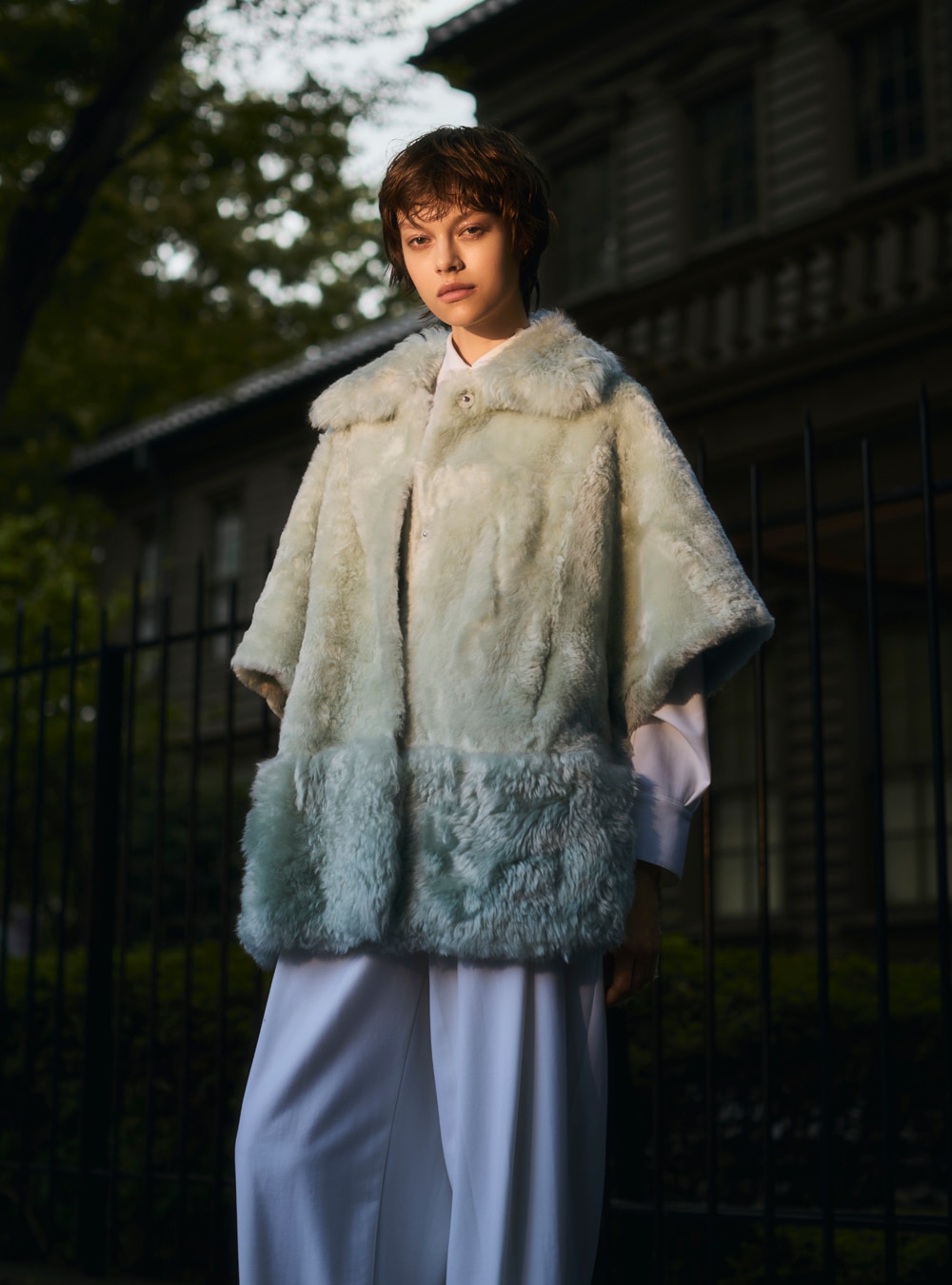 ムートンポンチョコート