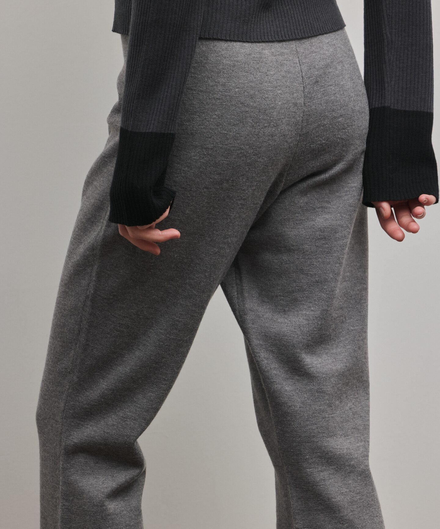 スウェットライクニットパンツ