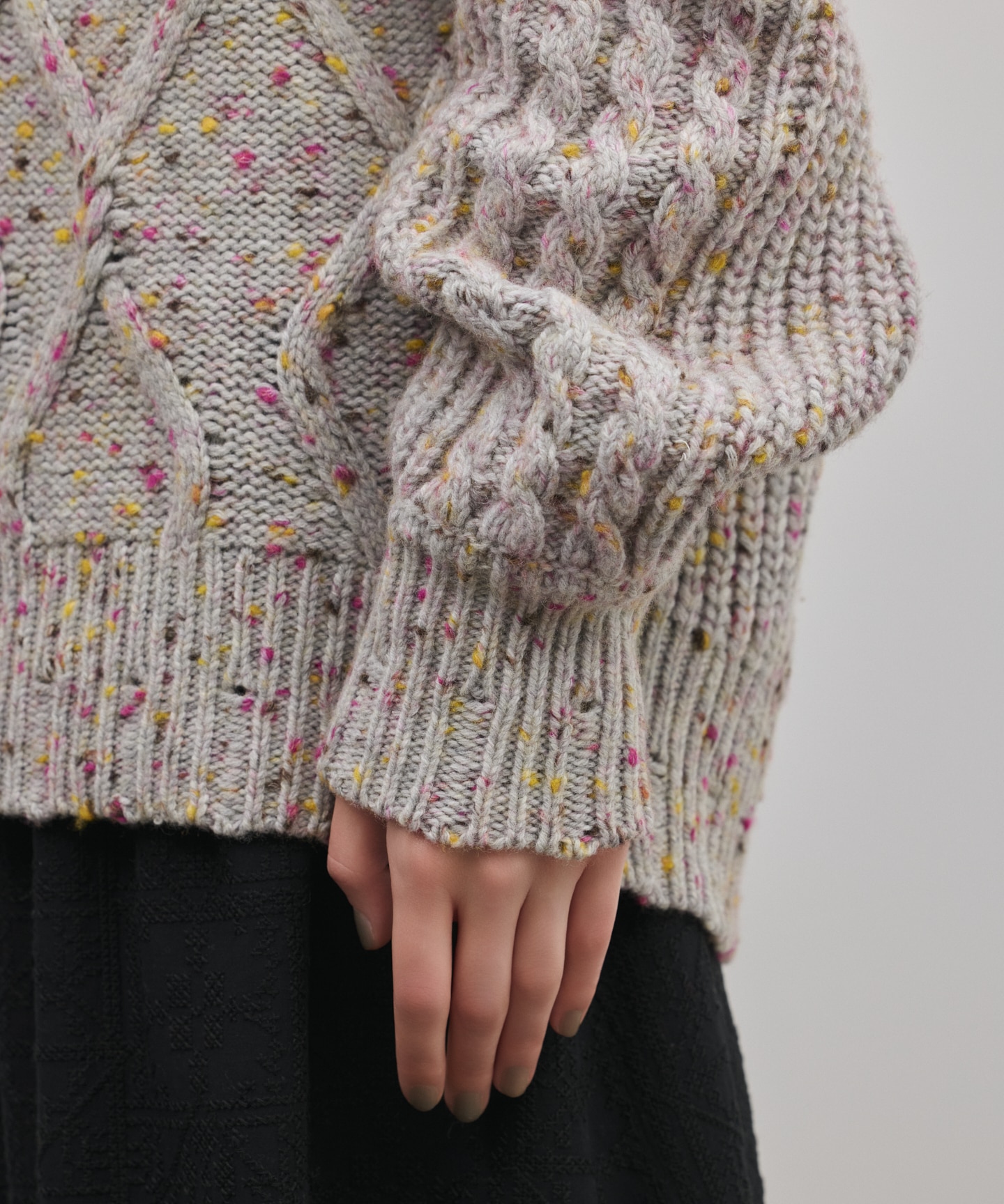 ケーブルニットトップ