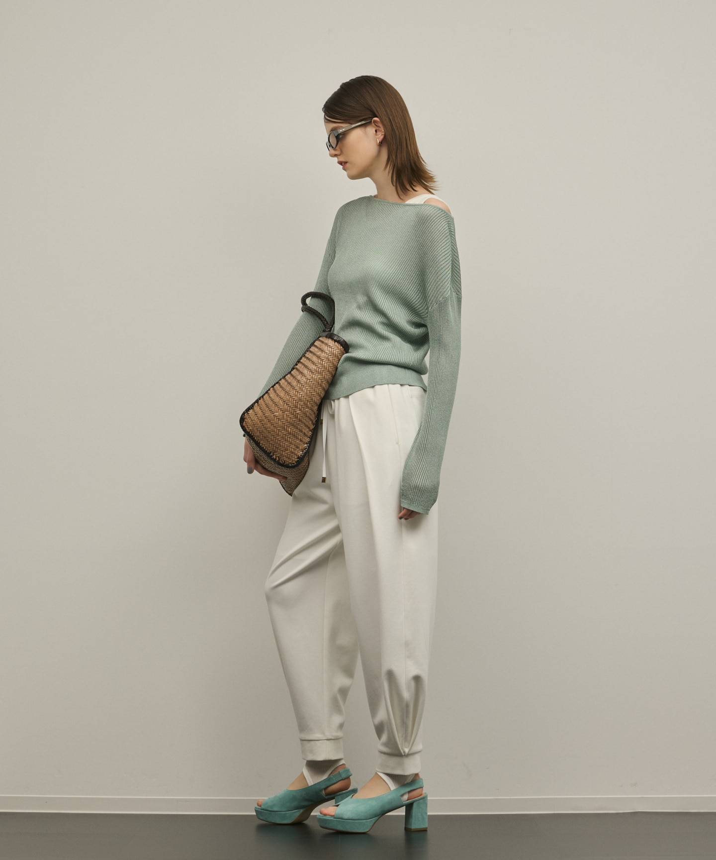 ポンチイージーパンツ