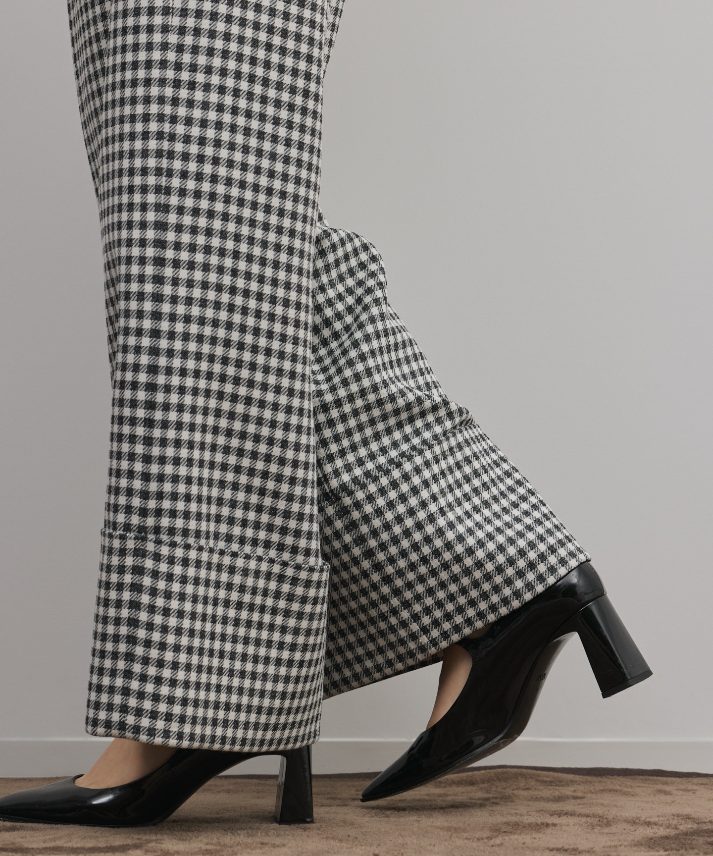 ロールアップギンガムパンツ