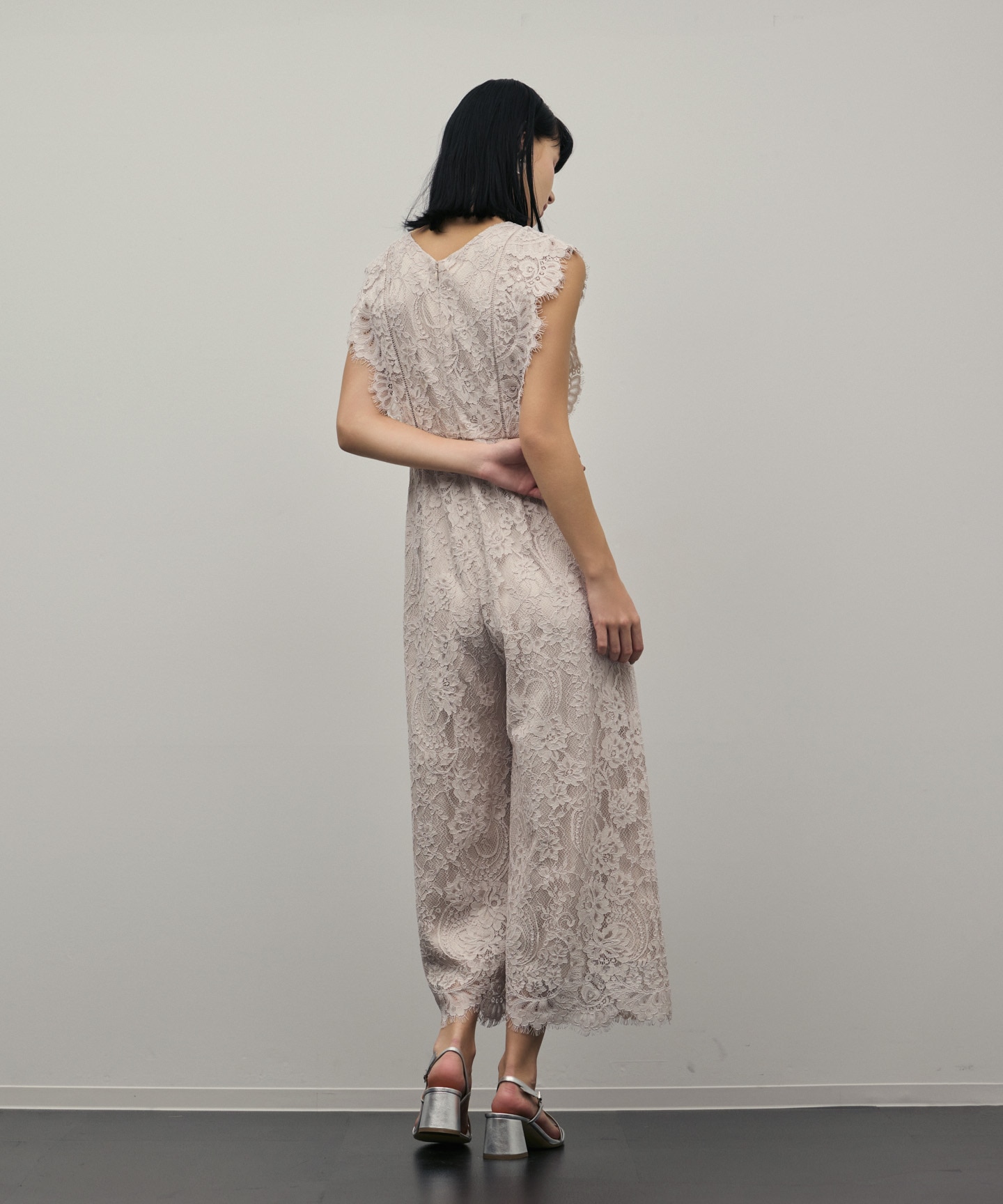 グレースコンチネンタル　コードレースサロペット