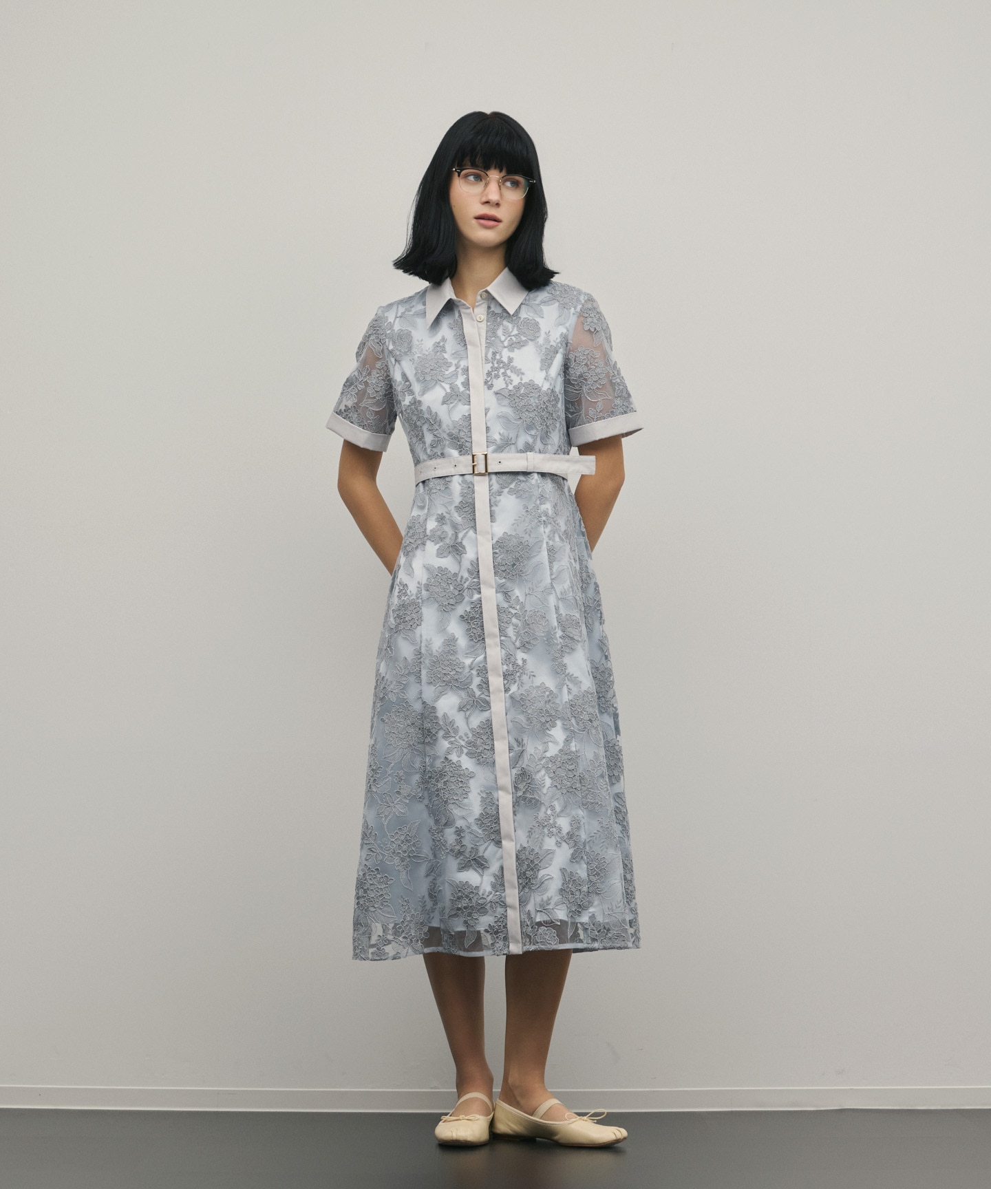 グレースコンチネンタル　フラワーコード刺繍ワンピース