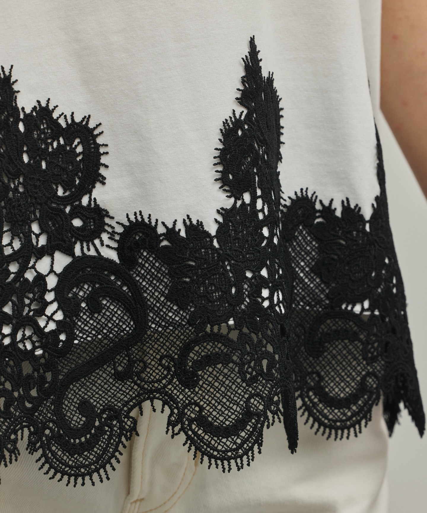 ダイアグラム ヘムレースロゴTシャツ